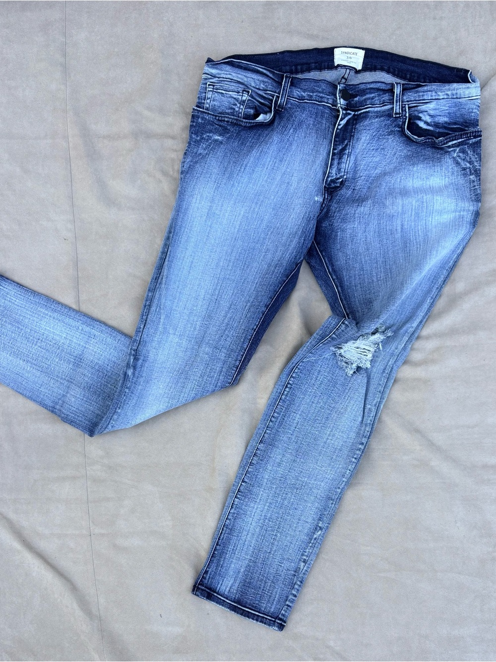 Syndicate Men Light Blue Distressed Skinny Jeans 36 x 32